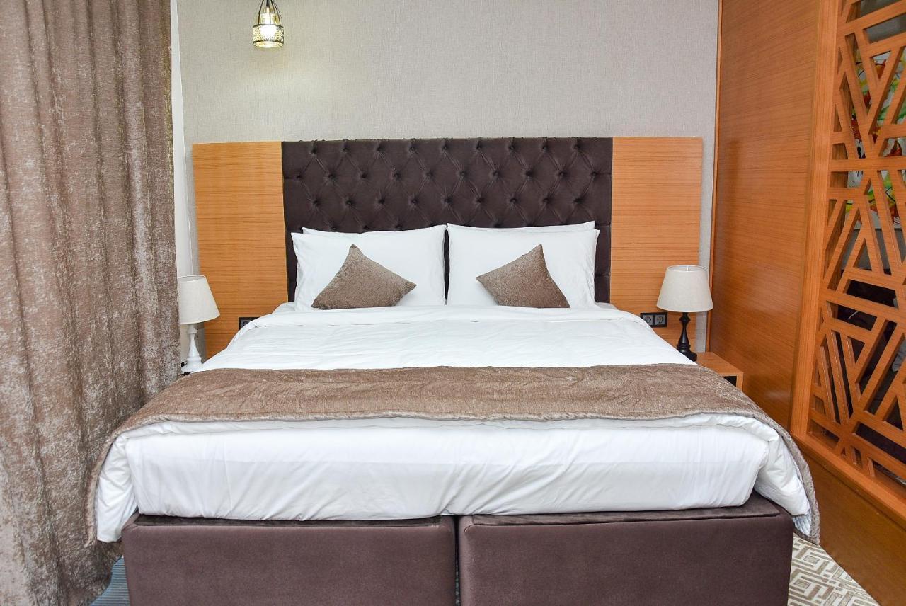 Ramada By Wyndham Turkistan Otel Dış mekan fotoğraf