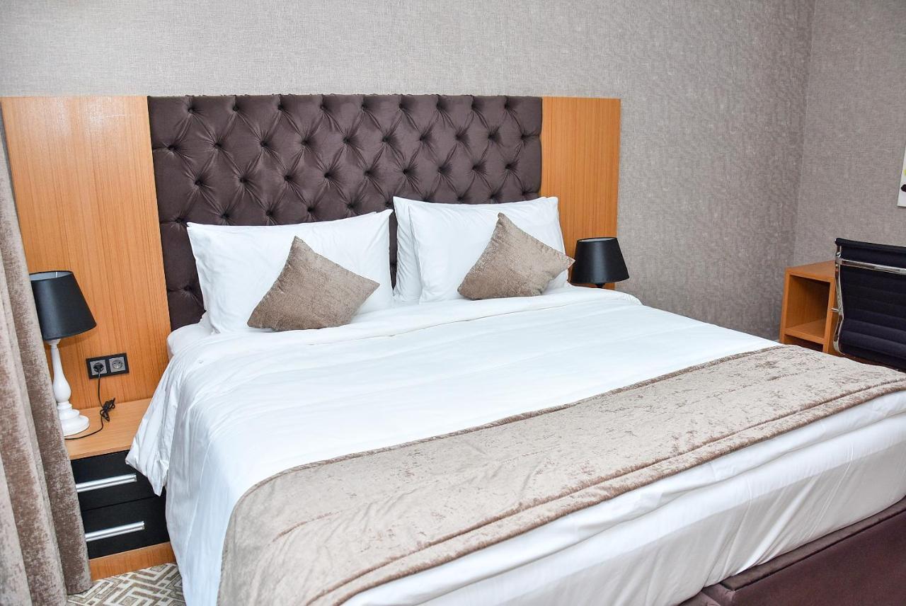 Ramada By Wyndham Turkistan Otel Dış mekan fotoğraf