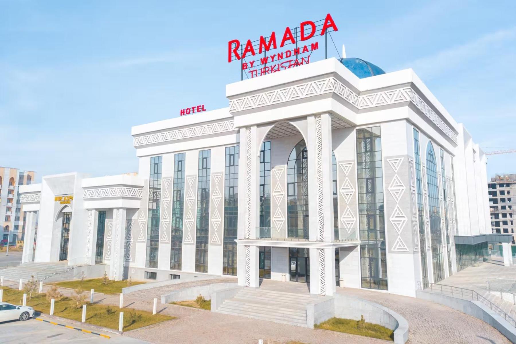 Ramada By Wyndham Turkistan Otel Dış mekan fotoğraf